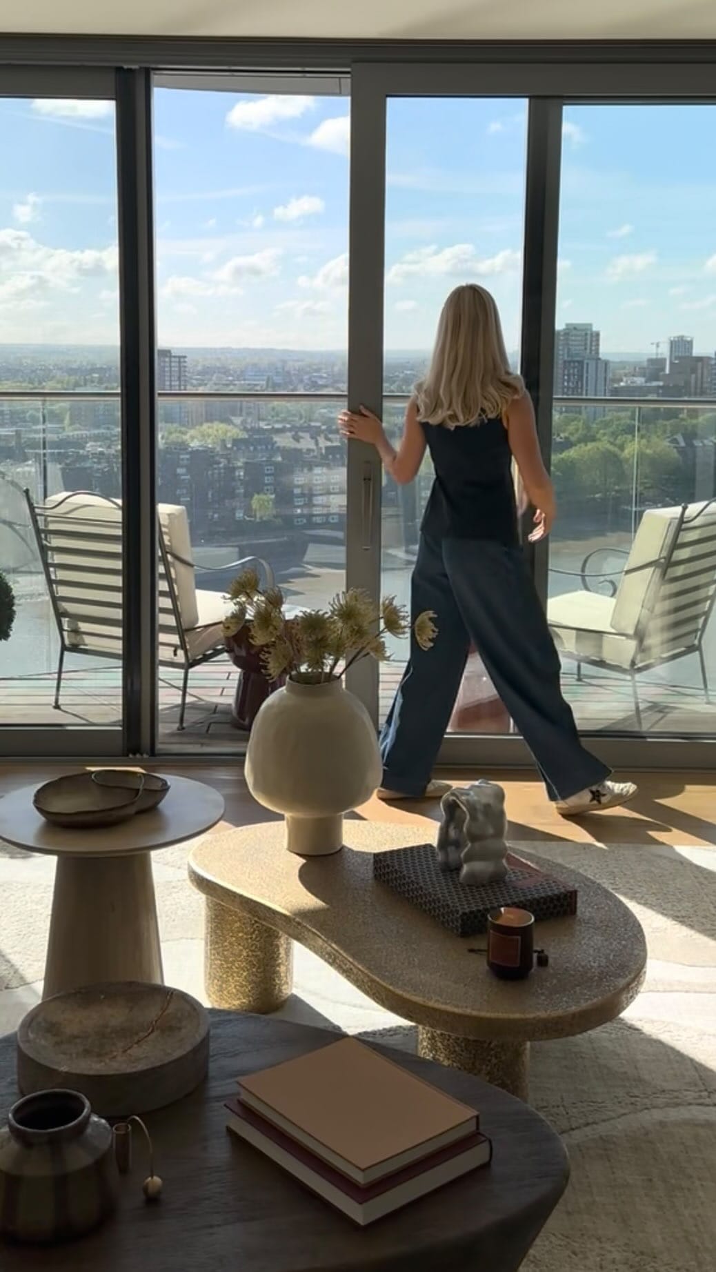 Post 6 by A.LONDON on Instagram (video)