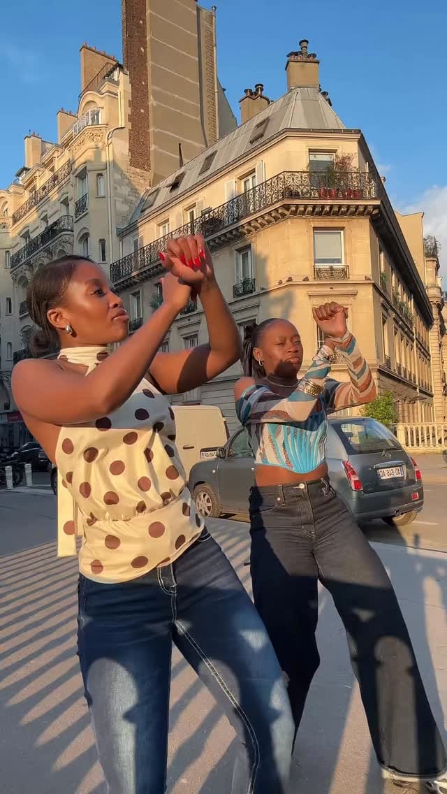 Post 6 by Lindi Mlaba on Instagram (video)