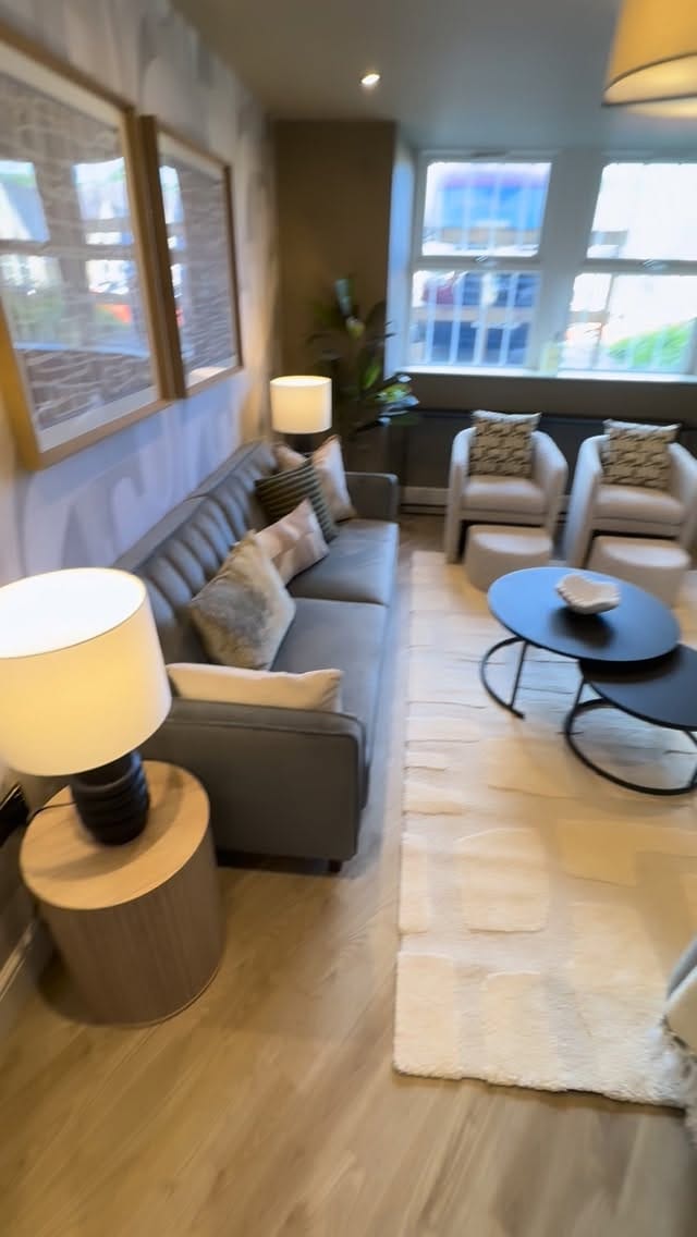 Post 5 by KELLY JONES Creative Interiors on Instagram (video)