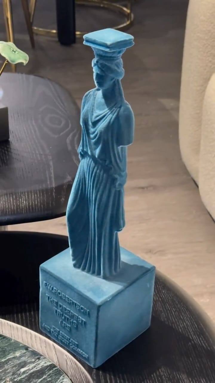 Post 10 by Luxmood Furniture on Instagram (video)