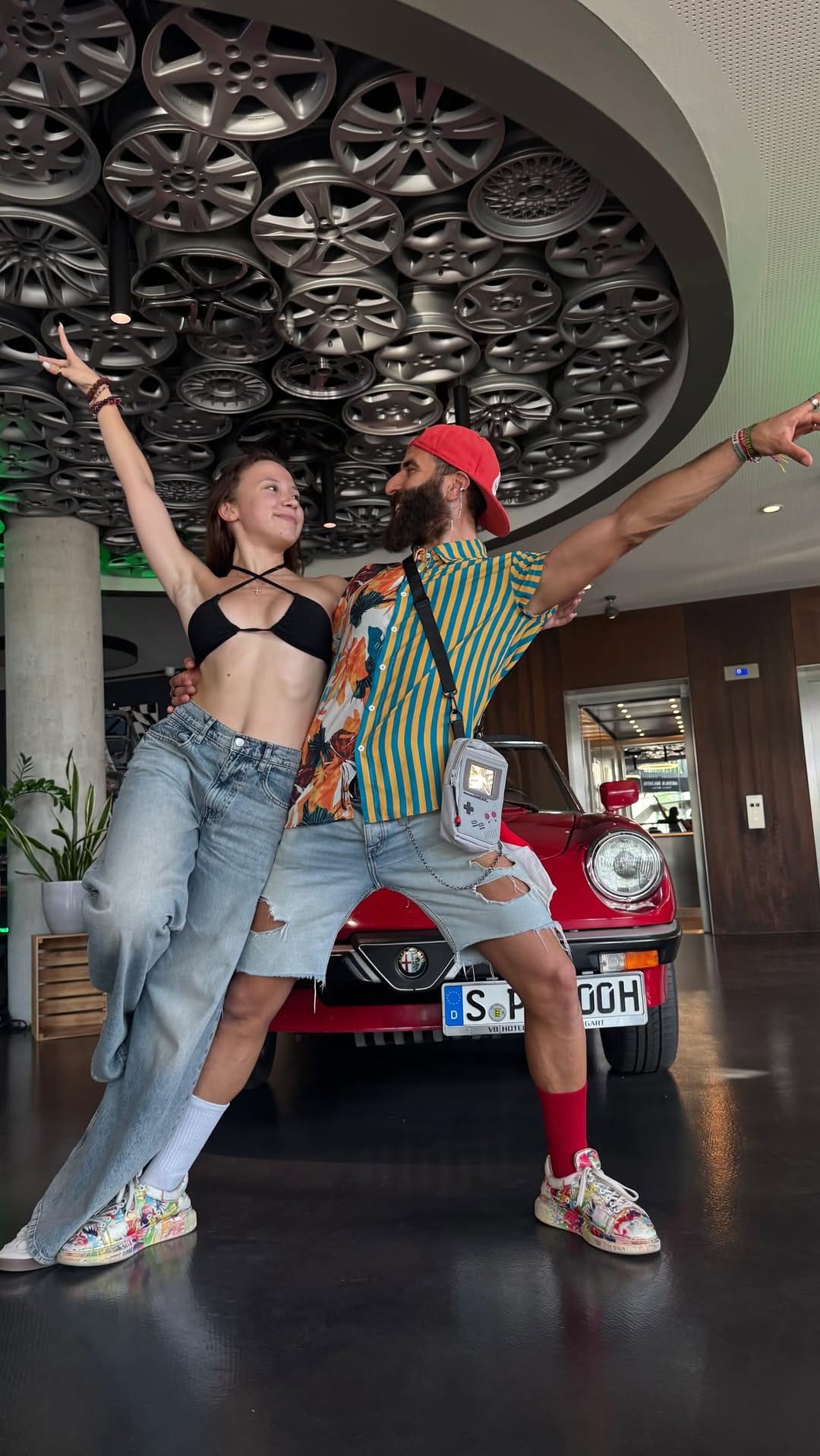 Post 4 by DANCE LEE BARBACHATA / SALSA / HIP HOP on Instagram (video)