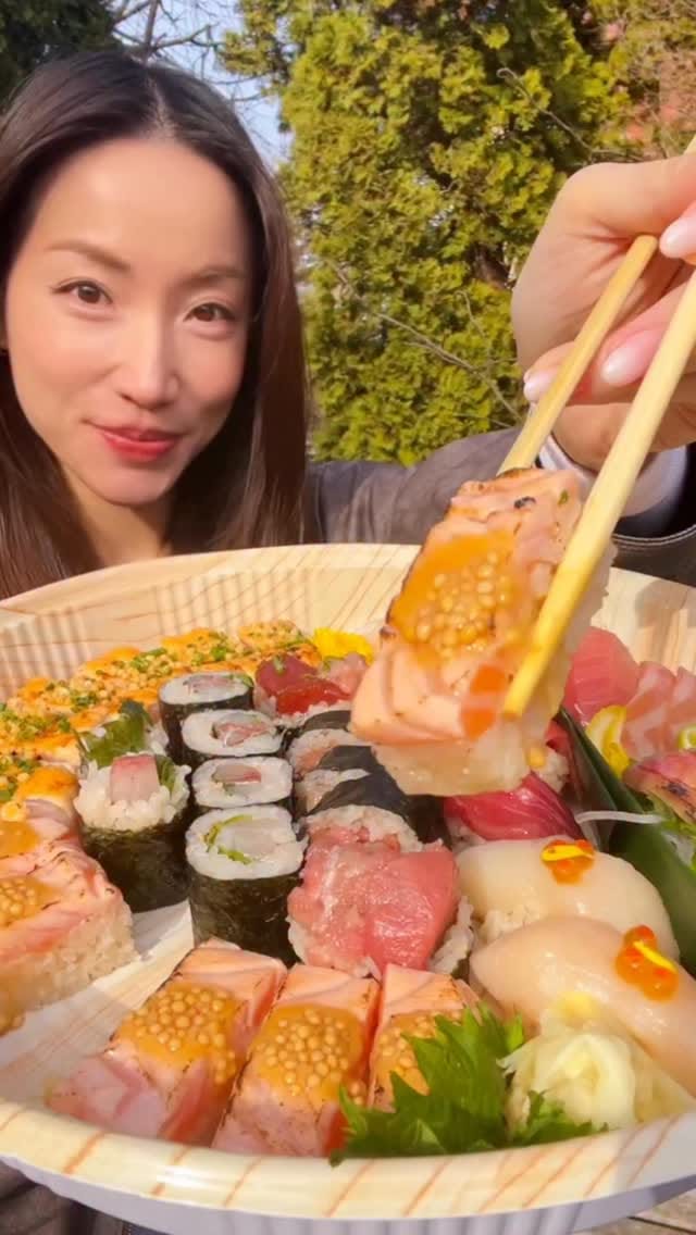 Post 10 by Maggie Lam .  Vancouver Foodie . Food Photographer on Instagram (video)
