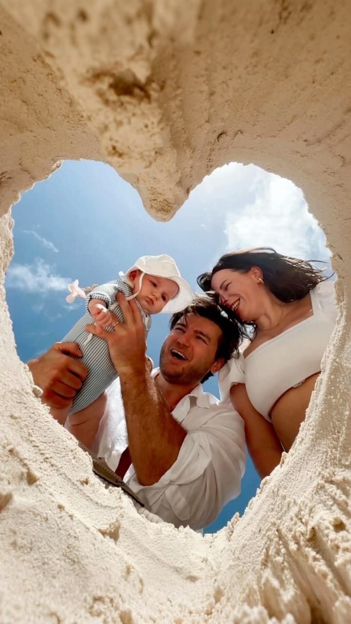 Post 4 by Karina & Lucas | family•travel•love on Instagram (video)