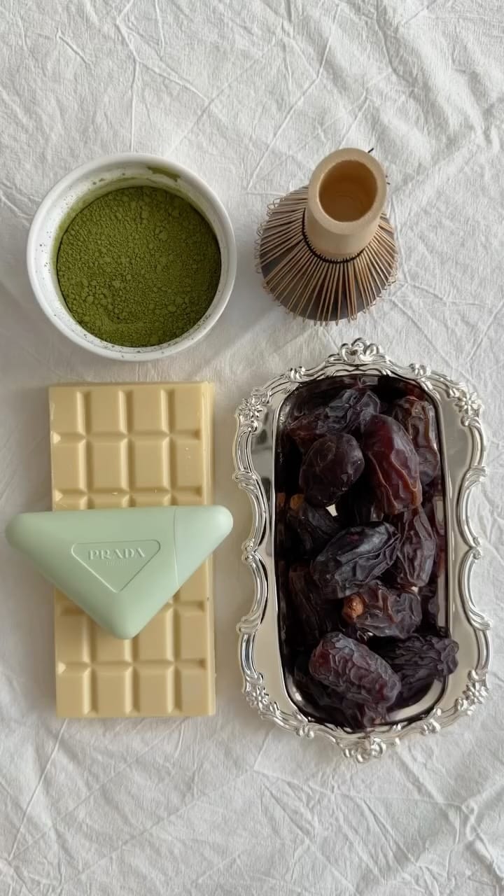 Post 4 by Karina on Instagram (video)