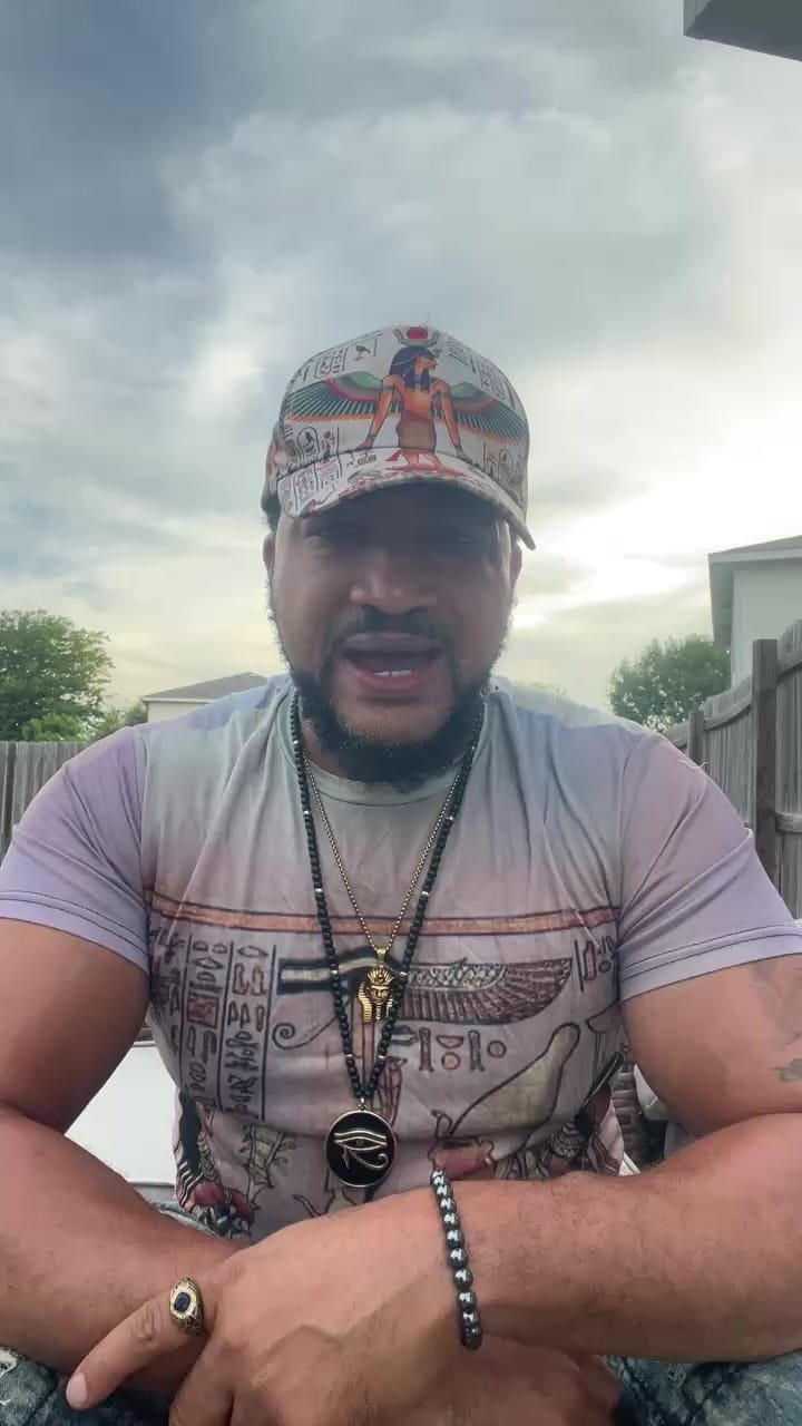 Post 1 by Holistic Remedies / Strange Da Wordplayking on Instagram (video)