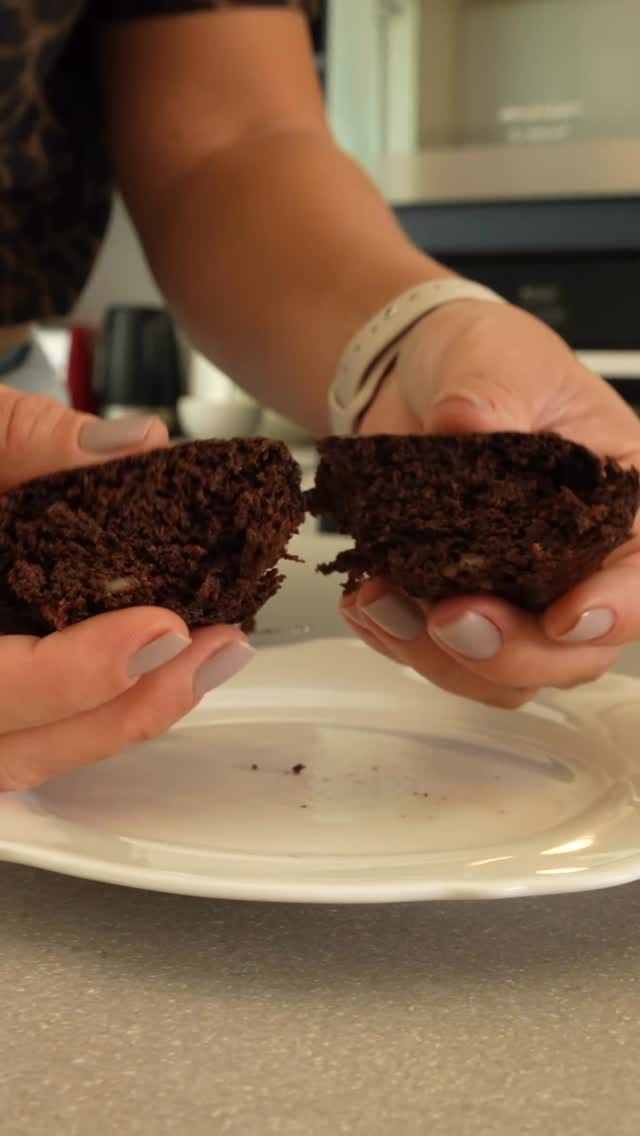 Post 8 by Dra Camila Terra (Pediatra) on Instagram (video)