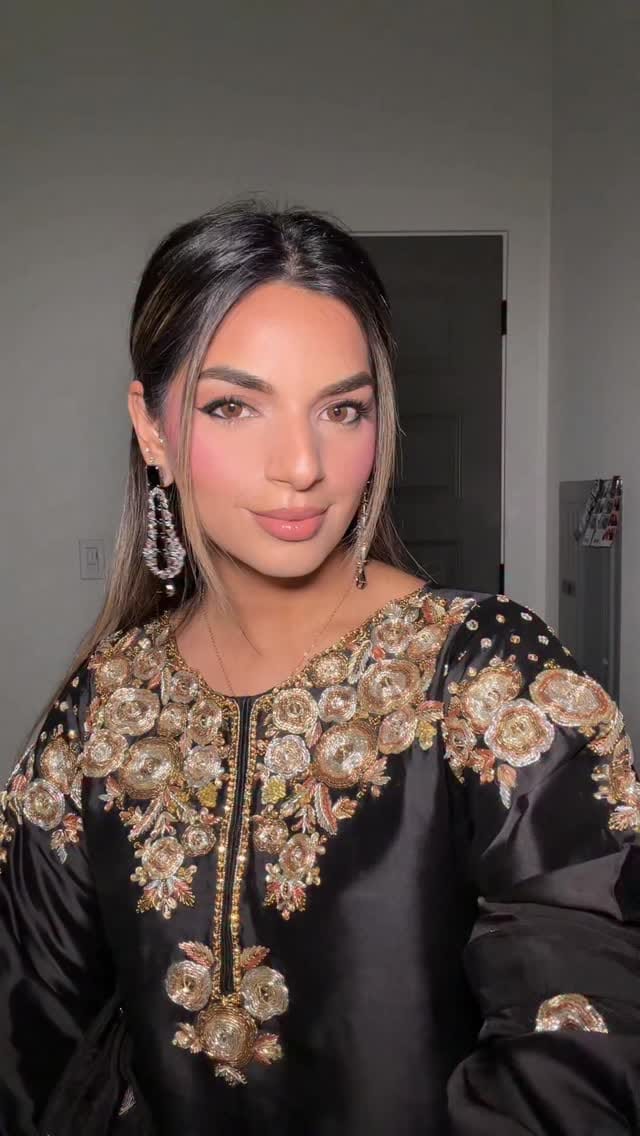 Post 2 by Sadaf Haque on Instagram (video)