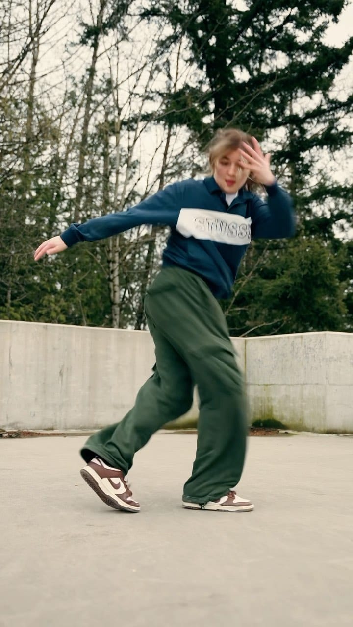 Post 10 by Bgirl Emma on Instagram (video)