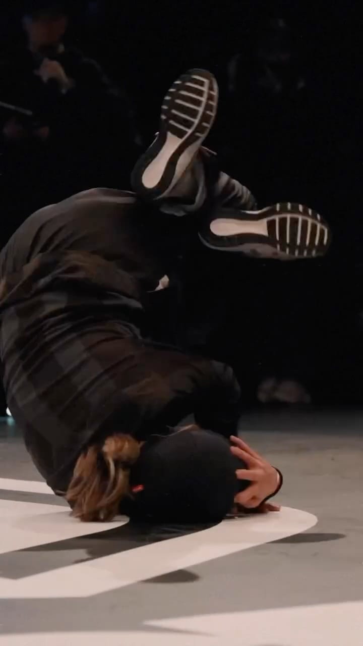 Post 6 by Bgirl Emma on Instagram (video)