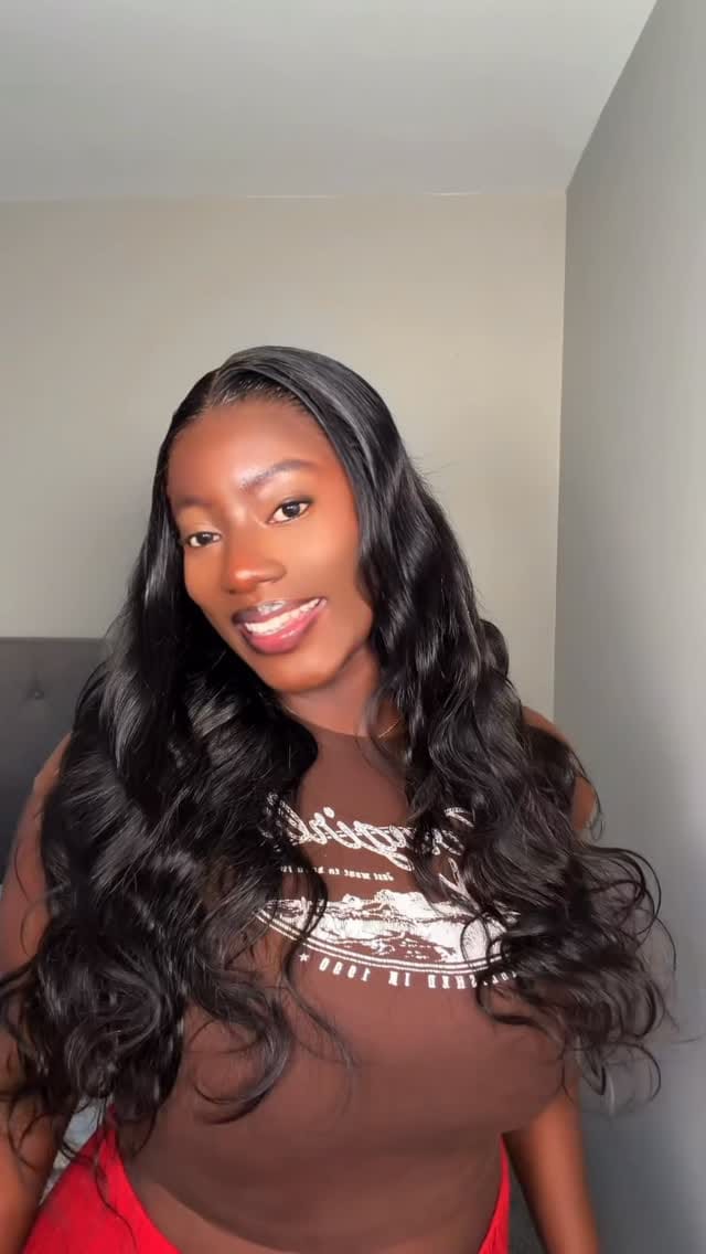 Post 5 by Twenewaa| Fashion and Beauty Content Creator on Instagram (video)