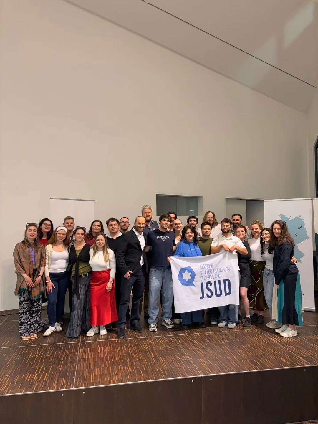 Post 8 by Jüdische Studierendenunion Deutschland on Instagram (carousel)