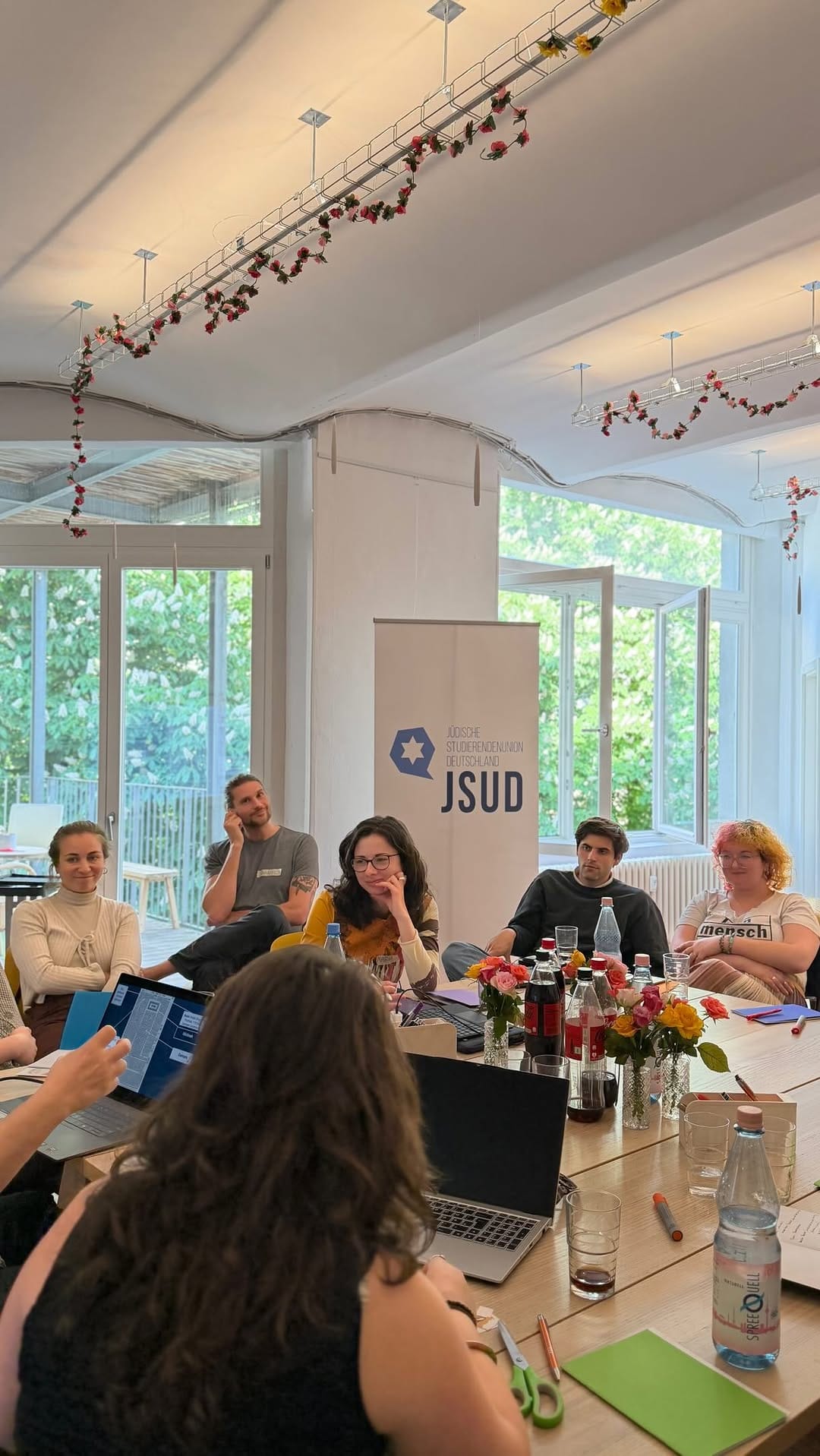 Post 5 by Jüdische Studierendenunion Deutschland on Instagram (video)