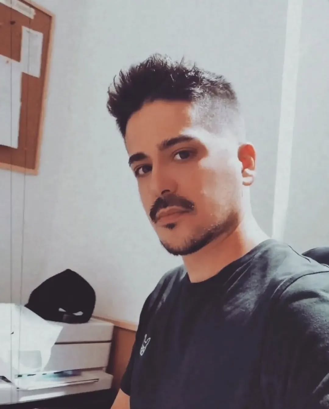 Post 10 by Angel Benitez Guerrero on Instagram (image)