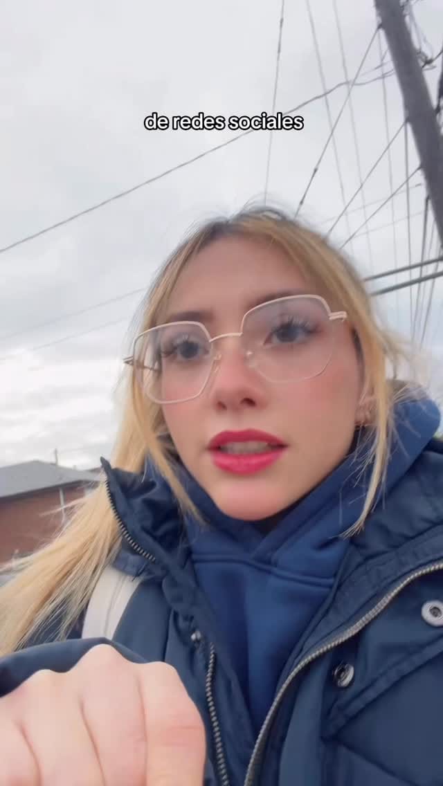 Post 9 by Damaris on Instagram (video)