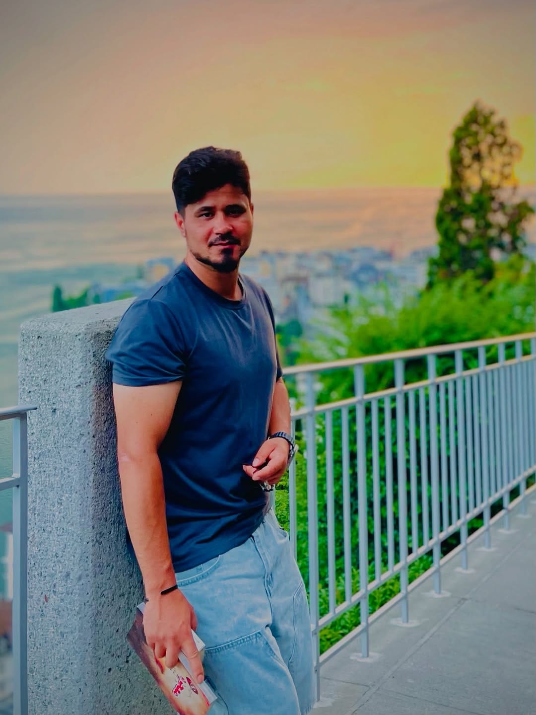Post 8 by Yahya Haidari on Instagram (image)
