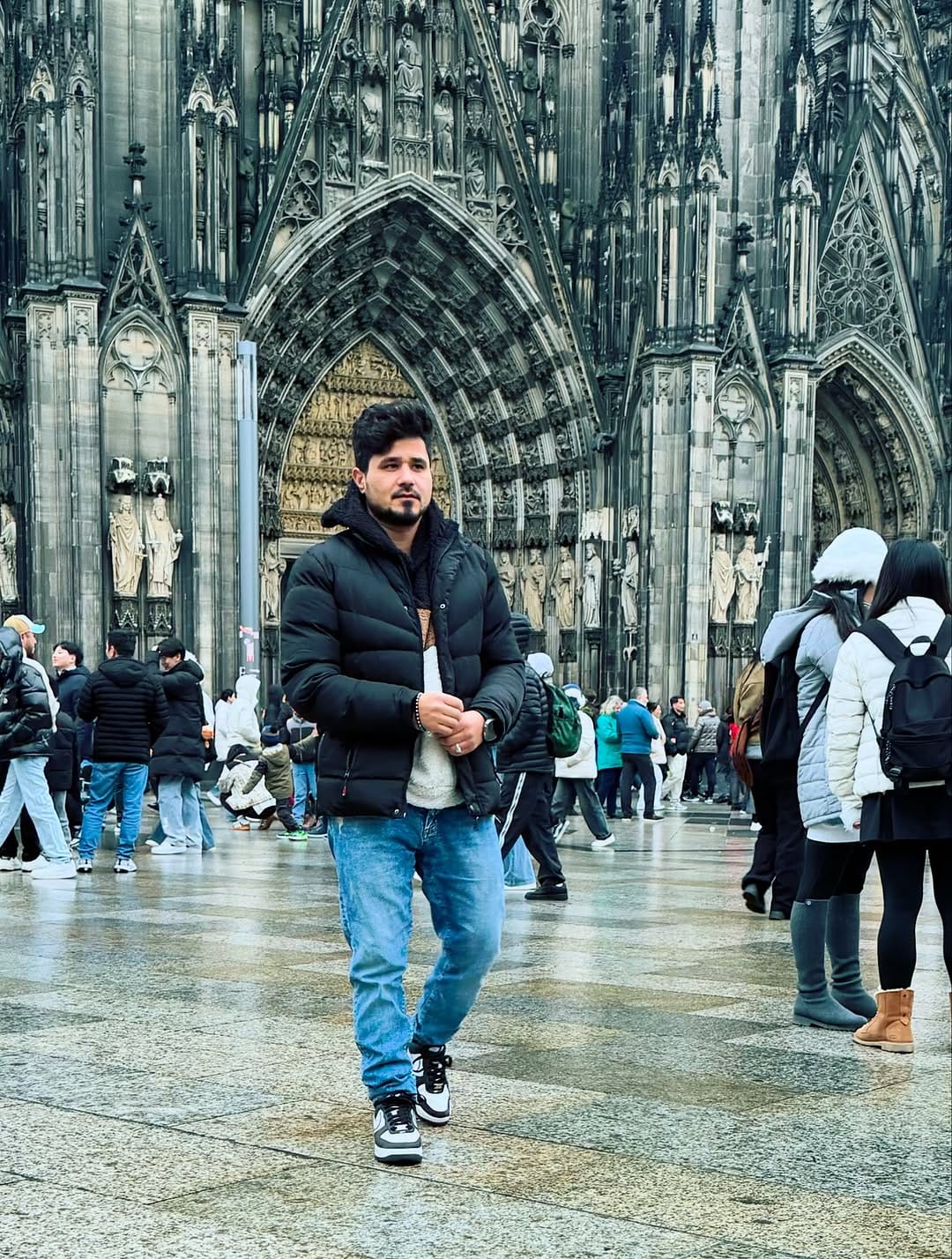 Post 2 by Yahya Haidari on Instagram (image)