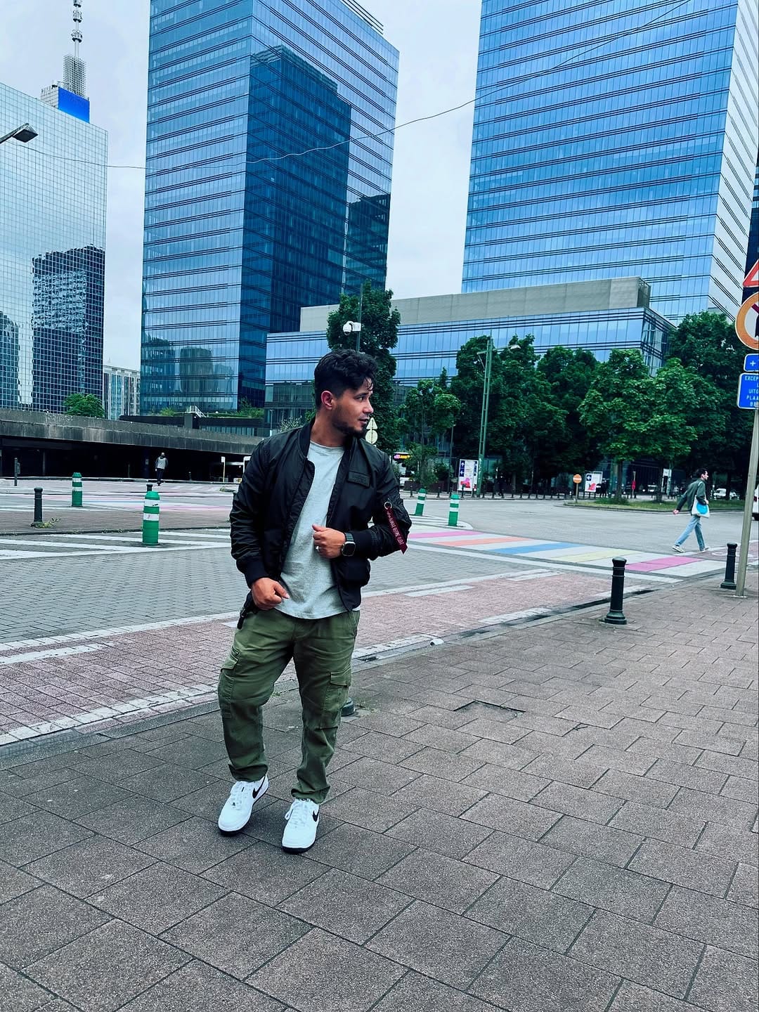 Post 9 by Yahya Haidari on Instagram (image)