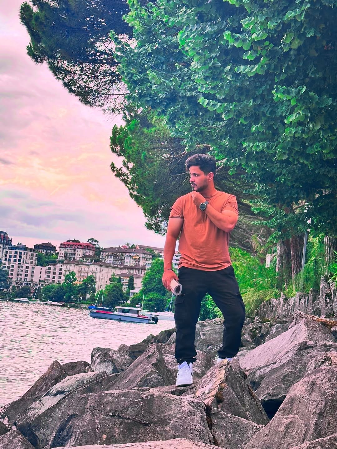 Post 4 by Yahya Haidari on Instagram (image)