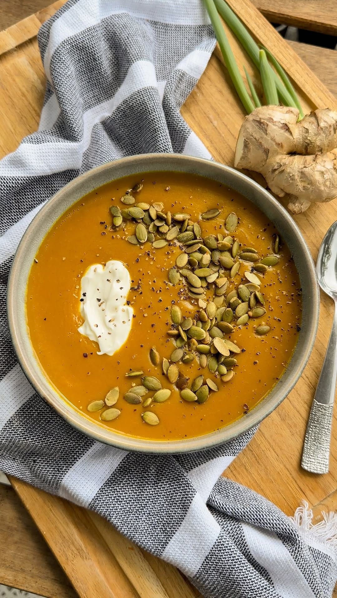 Post 10 by Lilia | Healthy Recipes on Instagram (video)