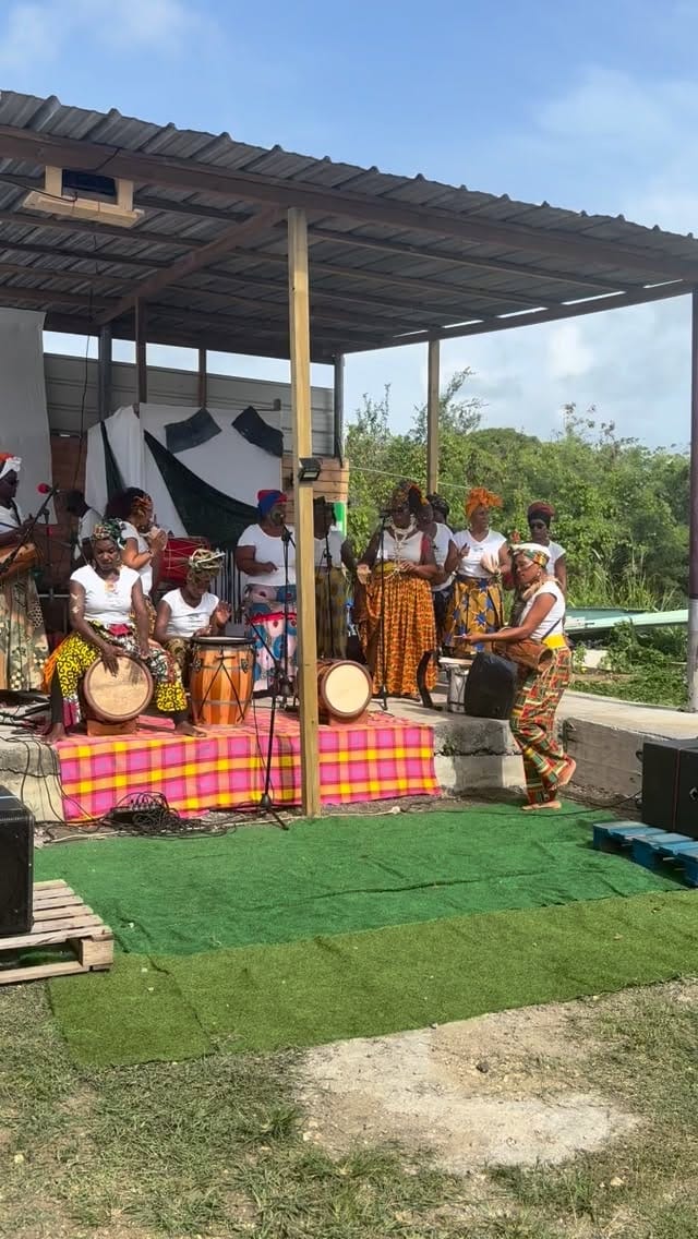 Post 1 by Fout Gwada Bèl on Instagram (video)