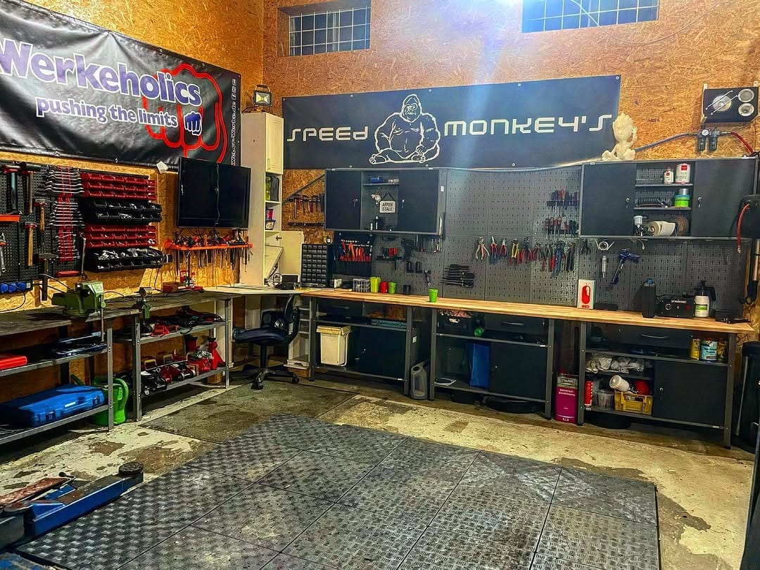 Post 5 by SpeedMonkeys on Instagram (image)
