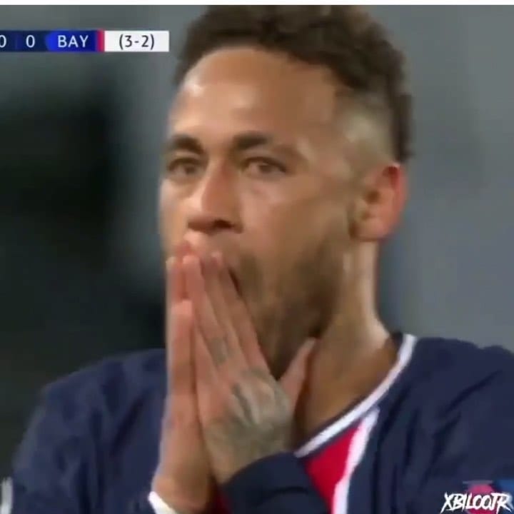 Post 3 by voetbalenzo official on Instagram (video)