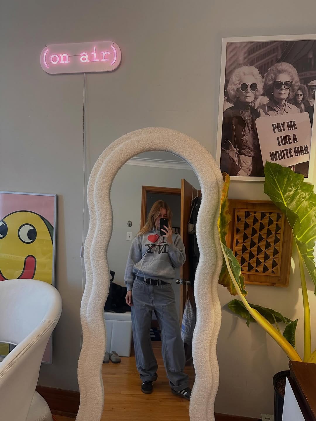 Post 2 by S o l e i l on Instagram (carousel)