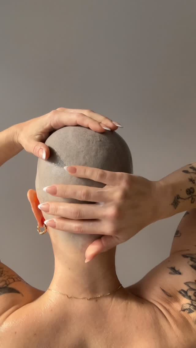Post 6 by Lindsay Lavictoire on Instagram (video)