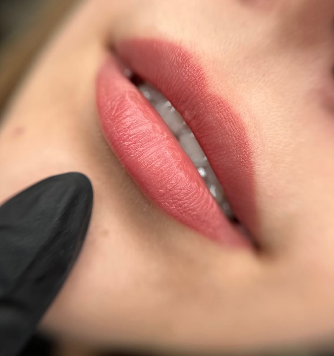 Post 7 by OLA KOWALSKA,  TECHNIKA WŁOSA, HAIRSTROKE on Instagram (image)