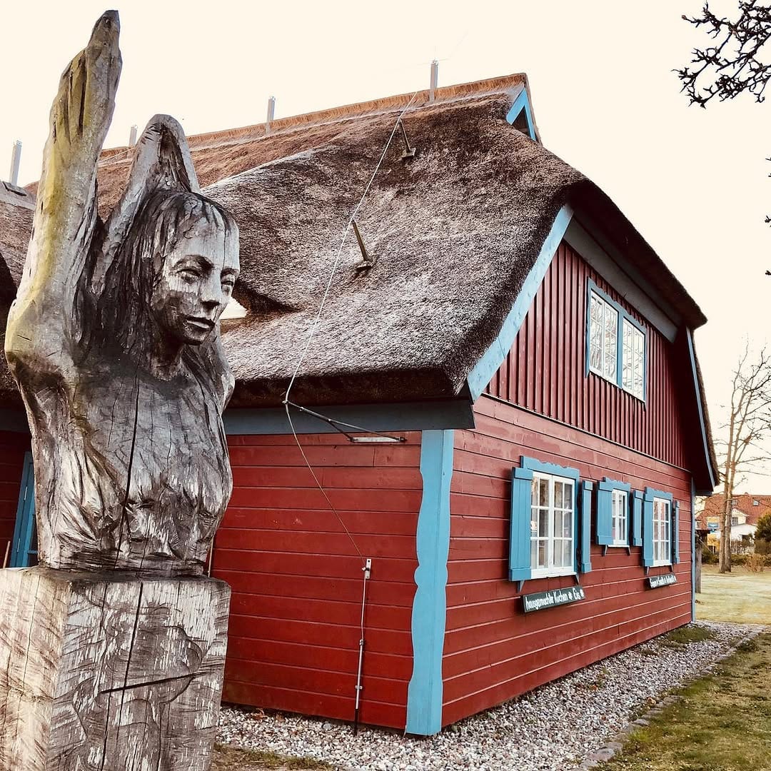 Post 4 by Than & Müller Immobilien GmbH on Instagram (carousel)