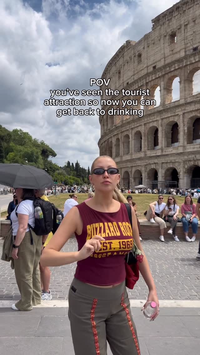 Post 6 by Lauren Blackborow on Instagram (video)