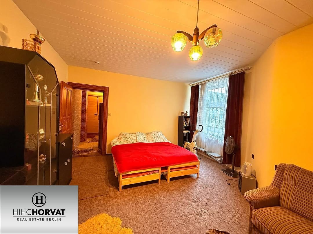 Post 10 by HIHC Horvat Real Estate GmbH on Instagram (carousel)