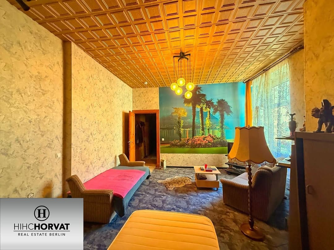 Post 9 by HIHC Horvat Real Estate GmbH on Instagram (carousel)