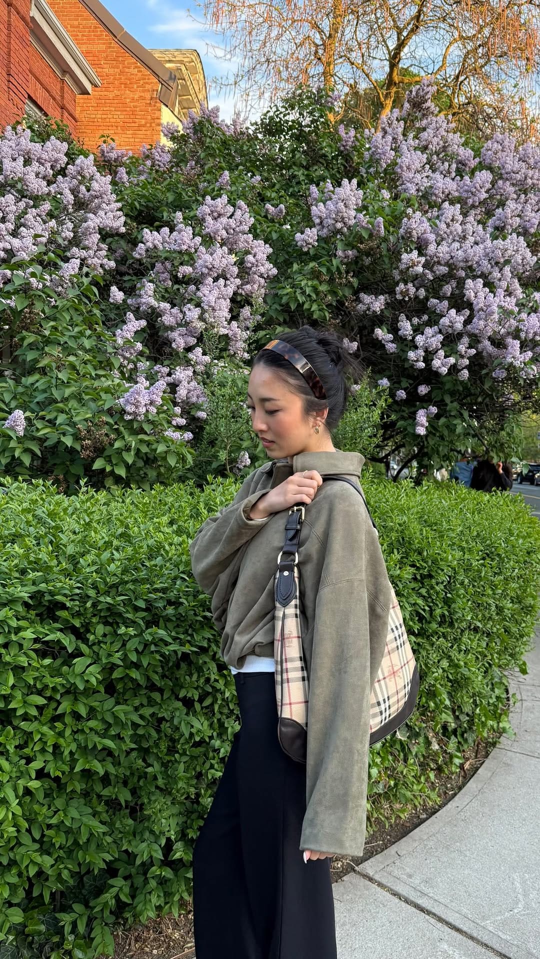 Post 1 by sarah wang on Instagram (video)