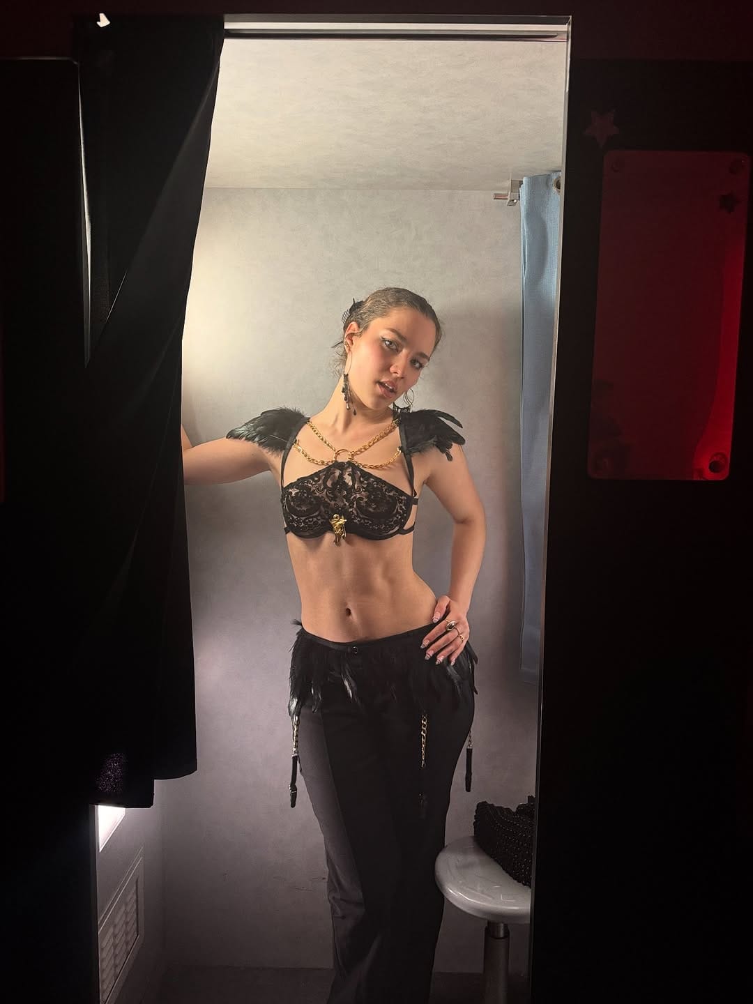 Post 10 by Chloé Thouin on Instagram (carousel)