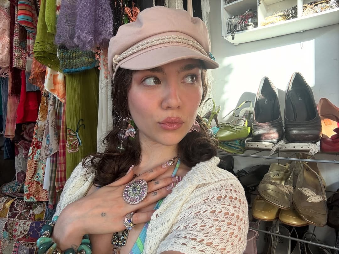 Post 4 by Chloé Thouin on Instagram (carousel)