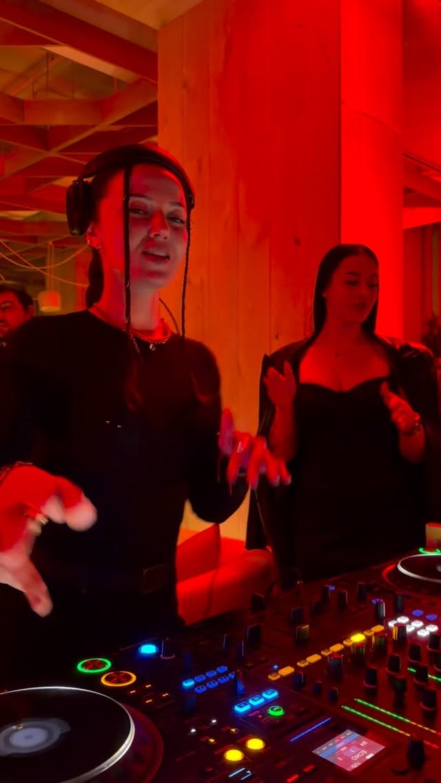 Post 3 by K A T Y  R I S E on Instagram (video)