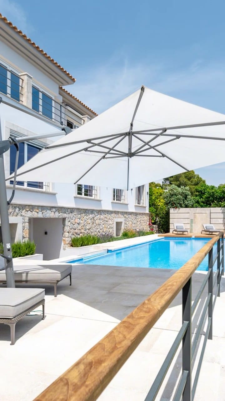 Post 5 by upmarket properties on Instagram (video)