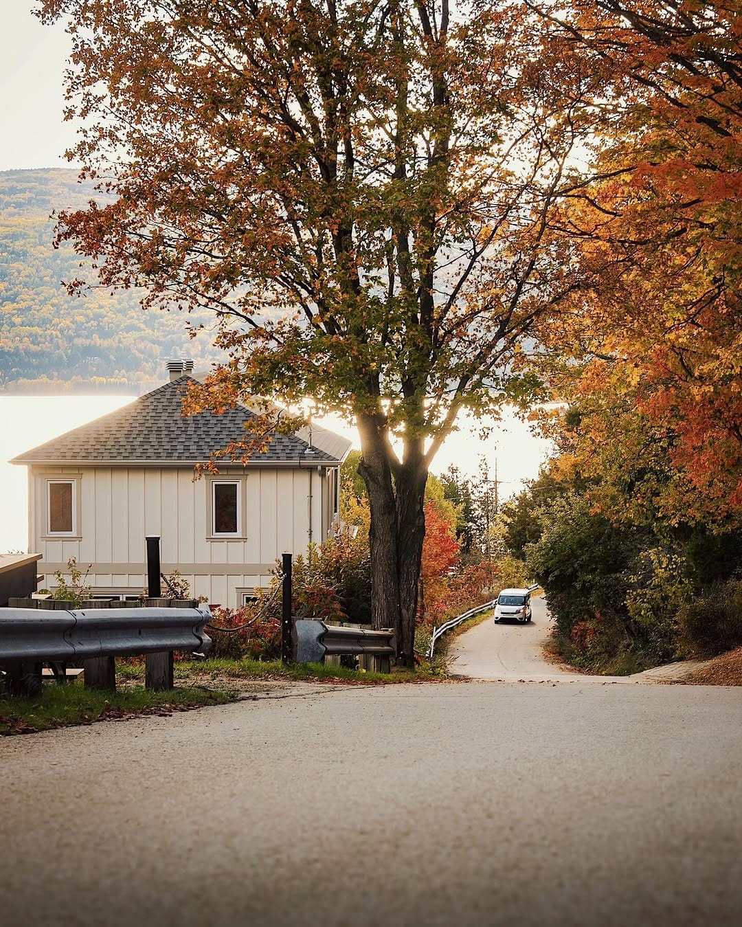 Post 6 by Andi | canadian photographer & content creator ◡̈ on Instagram (carousel)