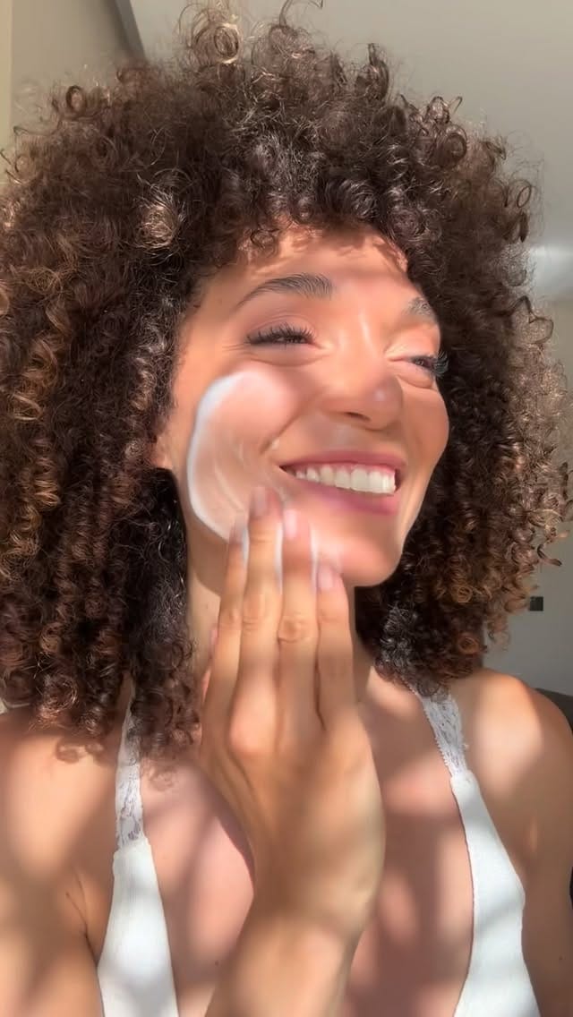 Post 2 by May 🦁 on Instagram (video)