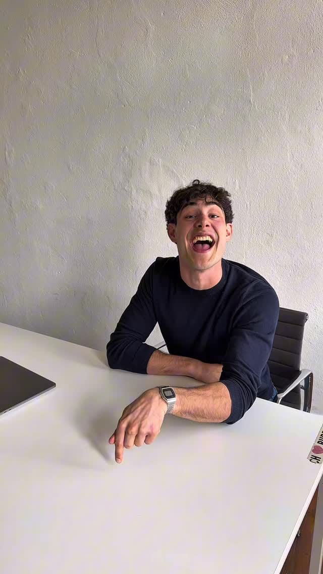 Post 4 by Hypofriend on Instagram (video)