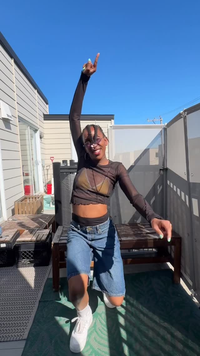 Post 2 by Gwladys Bolemua on Instagram (video)