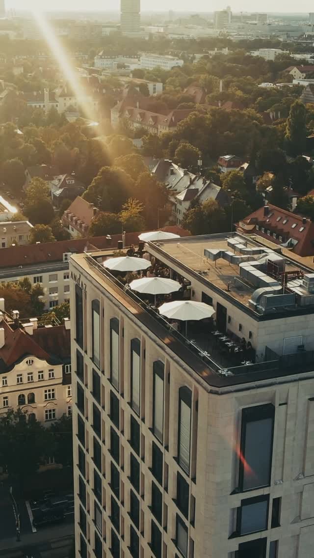 Post 2 by Timo Luis on Instagram (video)