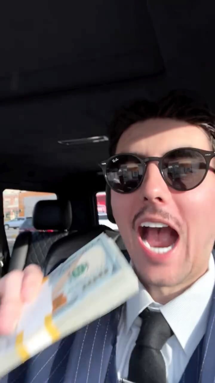 Post 10 by Jayden heyrend on Instagram (video)