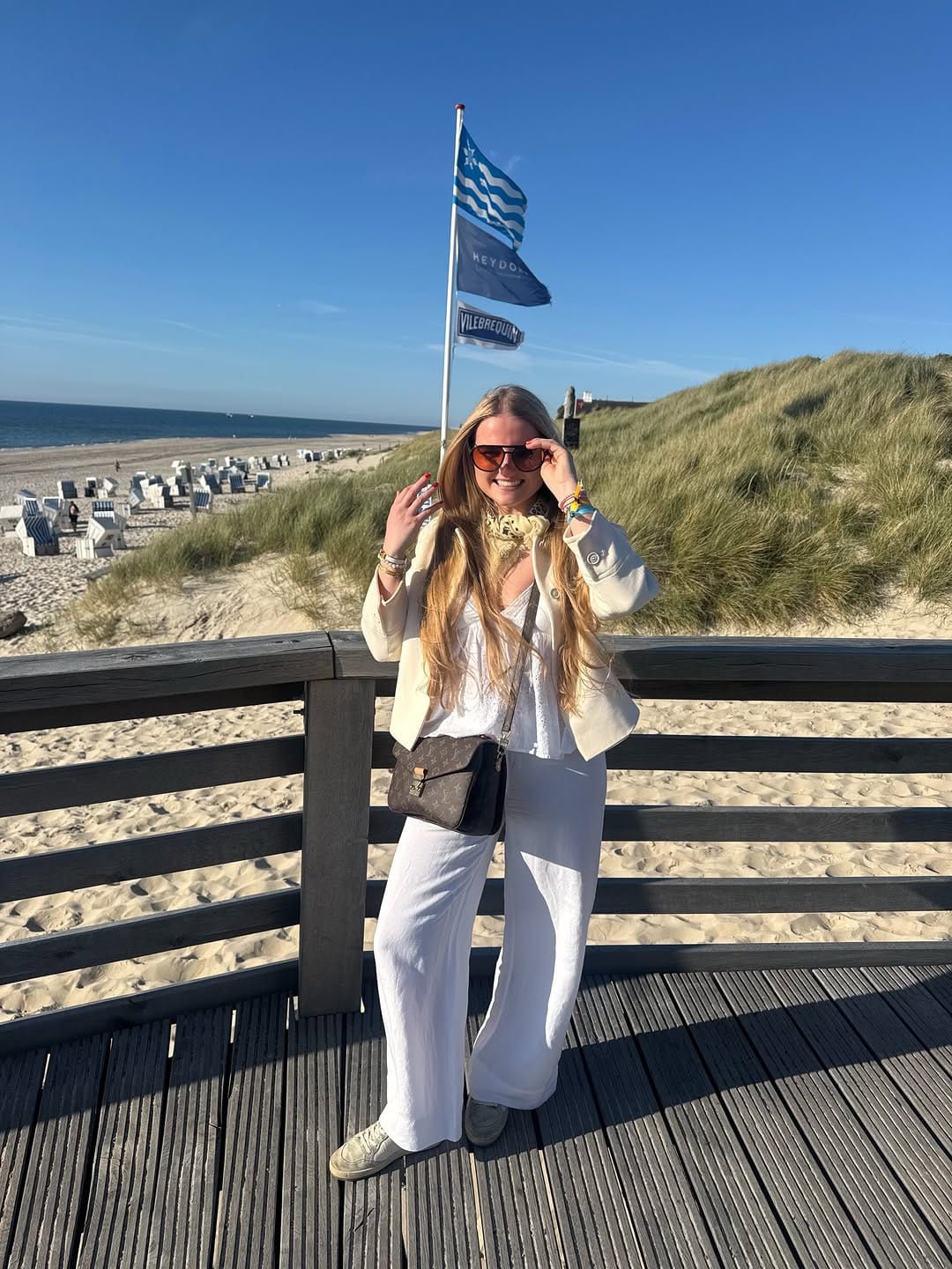 Post 1 by Lea Alwine Anna Feline Senner on Instagram (carousel)