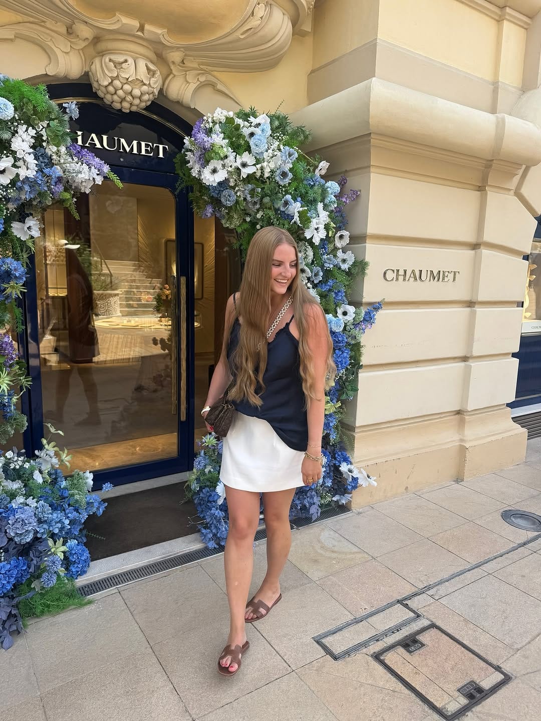 Post 9 by Lea Alwine Anna Feline Senner on Instagram (carousel)