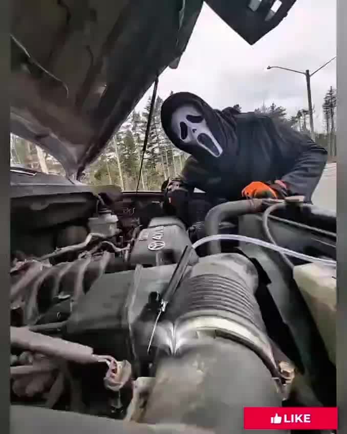 Post 8 by AutoCarbonBusters on Instagram (video)