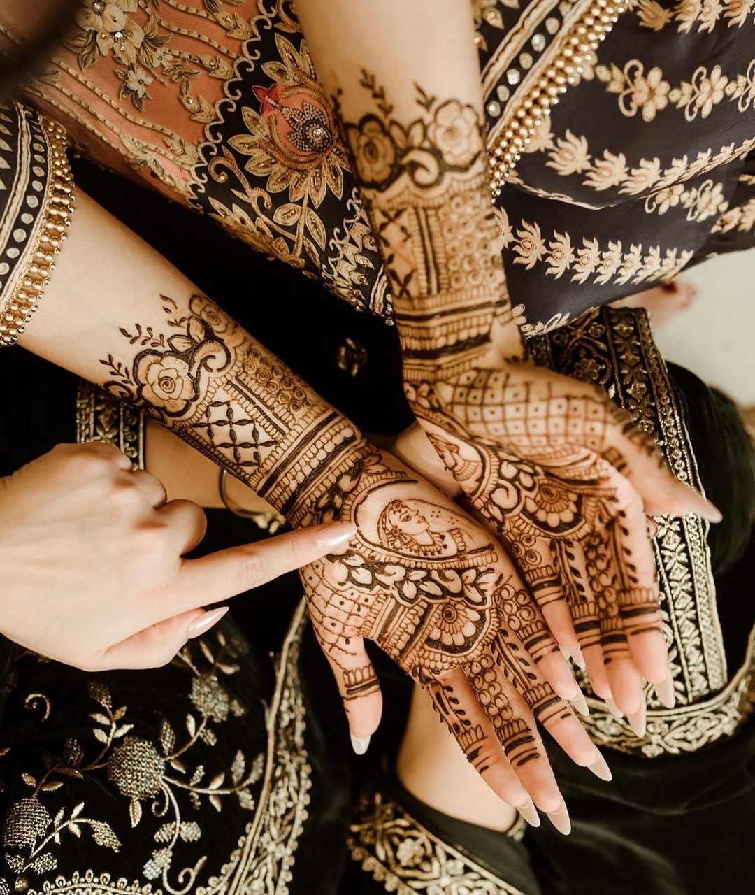 Post 10 by SIMRAN | HENNA ARTIST on Instagram (image)