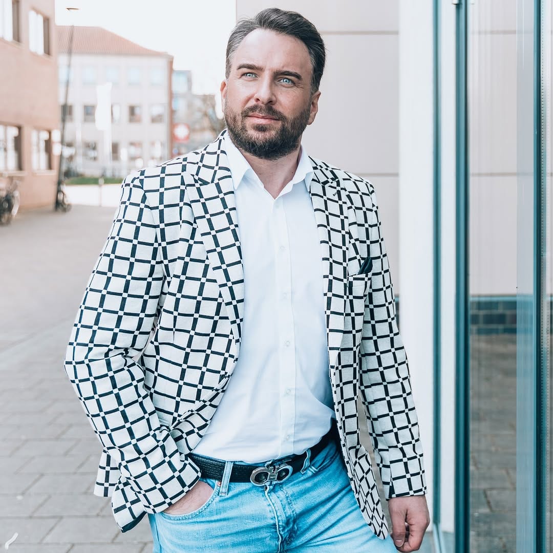 Post 5 by Alexander Braun | Immobilienmakler | Finanzen on Instagram (image)