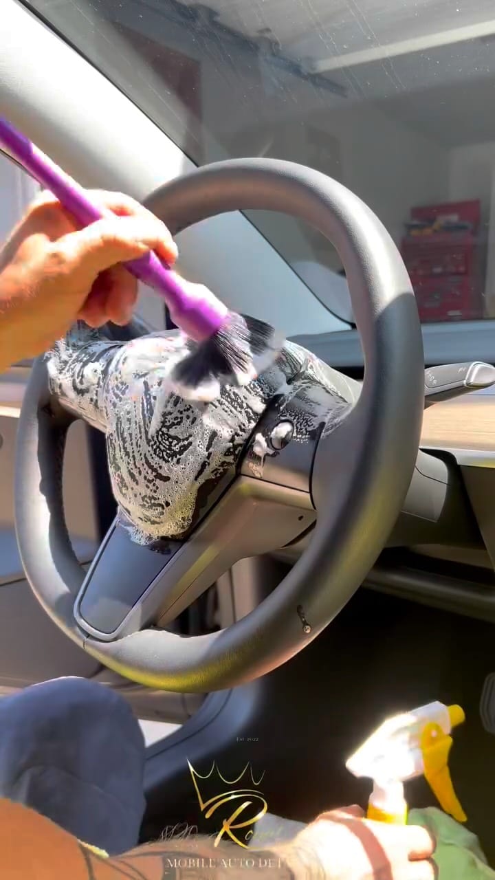 Post 9 by Royal Mobile Auto Detailing | Car Detailing Peterborough,ON on Instagram (video)